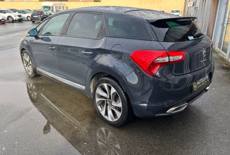 Citroën DS5 2.0 HDI 163 SO CHIC / BLUETOOTH / CAMERA RECUL / GARANTIE 12 MOIS