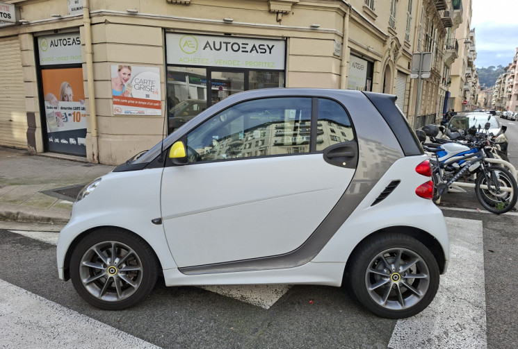 SMART Fortwo 1.0 i mhd 71 ch Zadig et Voltaire