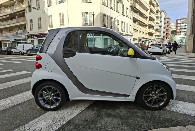 SMART Fortwo 1.0 i mhd 71 ch Zadig et Voltaire
