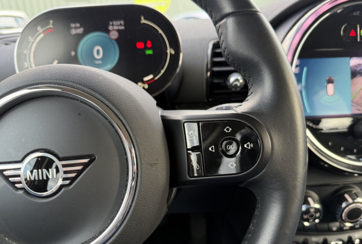 Mini Clubman COOPER F54 BUSINESS DESIGN 136CH BVA7 CARPLAY / CAMERA