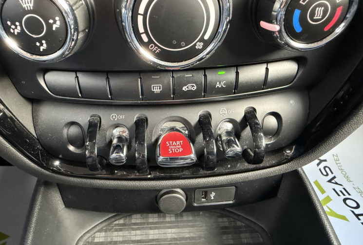 Mini Clubman COOPER F54 BUSINESS DESIGN 136CH BVA7 CARPLAY / CAMERA