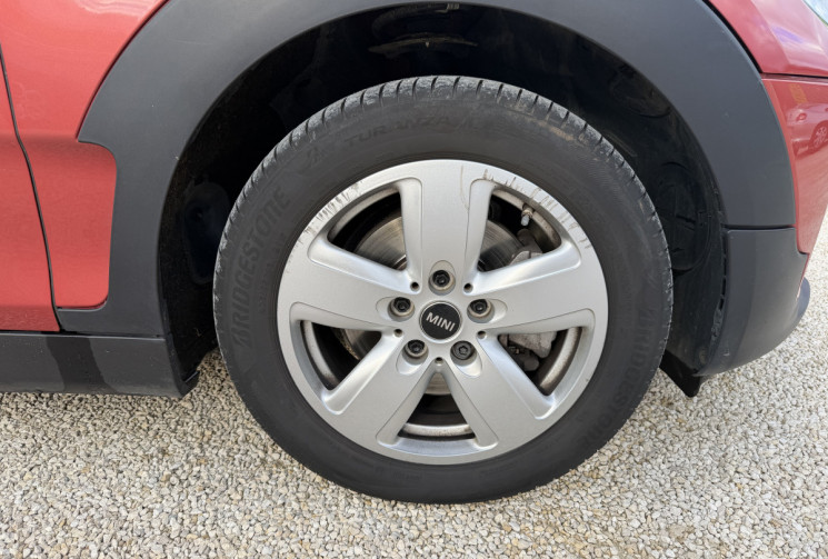 Mini Clubman COOPER F54 BUSINESS DESIGN 136CH BVA7 CARPLAY / CAMERA