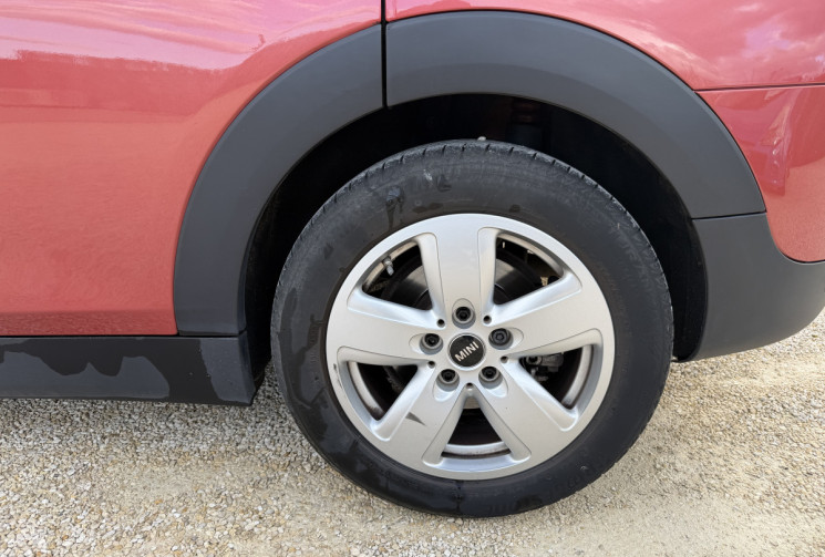 Mini Clubman COOPER F54 BUSINESS DESIGN 136CH BVA7 CARPLAY / CAMERA