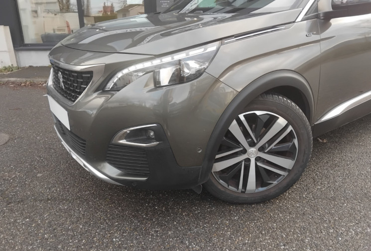 Peugeot 5008 2.0 BlueHDi 180 ch S&S GT Pack EAT8 - Sièges chauffants - Focal -