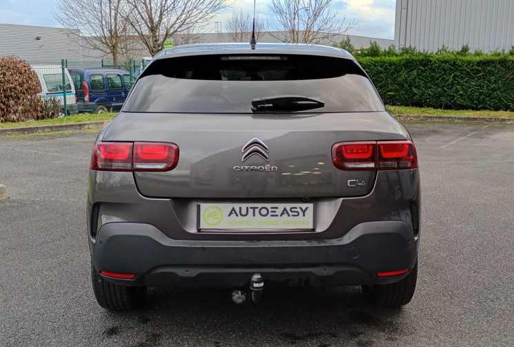 Citroën C4 CACTUS 1.5 Bluehdi 100 ch Shine / Attelage