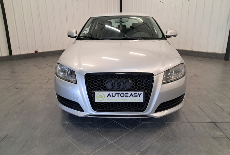 Audi A3  II 8P 1.6 TDI 105 DPF Start/Stop Attraction 3PORTES CUIR - TBE - SUIVI GGE - GARANTIE  