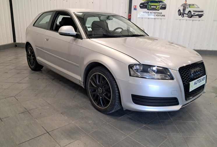 Audi A3 1.6 TDI 105  Attraction 3 PORTES CUIR -  entretien à jour 