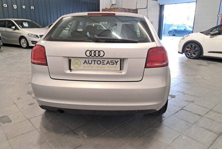 Audi A3  II 8P 1.6 TDI 105 DPF Start/Stop Attraction 3PORTES CUIR - TBE - SUIVI GGE - GARANTIE  