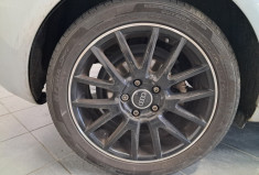 Audi A3  II 8P 1.6 TDI 105 DPF Start/Stop Attraction 3PORTES CUIR - TBE - SUIVI GGE - GARANTIE  