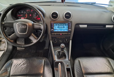 Audi A3  II 8P 1.6 TDI 105 DPF Start/Stop Attraction 3PORTES CUIR - TBE - SUIVI GGE - GARANTIE  