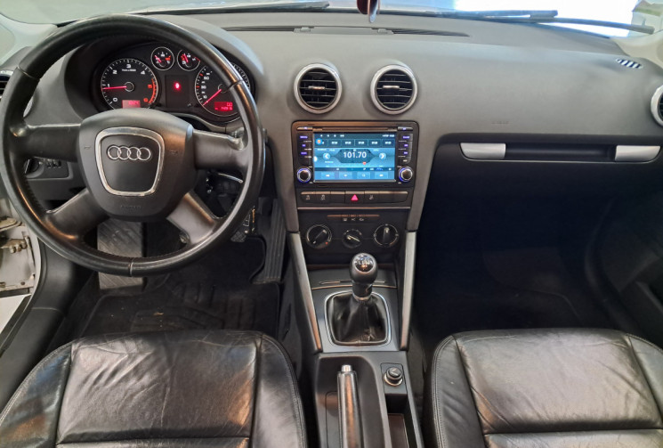 Audi A3 1.6 TDI 105  Attraction 3 PORTES CUIR -  entretien à jour 