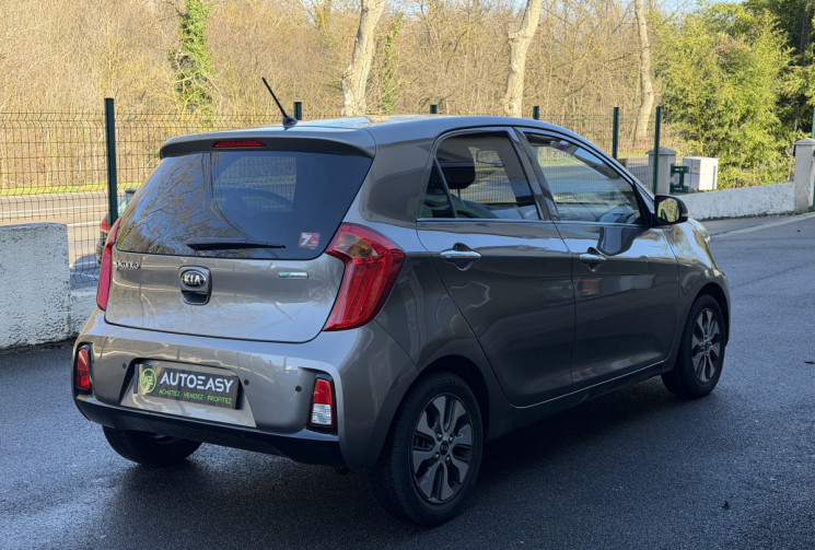 Kia Picanto Phase 2 5 Portes 1.0 MPi 66 ch Serie Limité Urban Chic / 24 000km / Entretien KIA