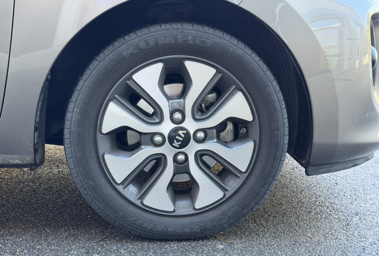 Kia Picanto Phase 2 5 Portes 1.0 MPi 66 ch Serie Limité Urban Chic / 24 000km / Entretien KIA