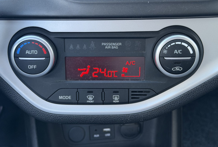 Kia Picanto Phase 2 5 Portes 1.0 MPi 66 ch Serie Limité Urban Chic / 24 000km / Entretien KIA