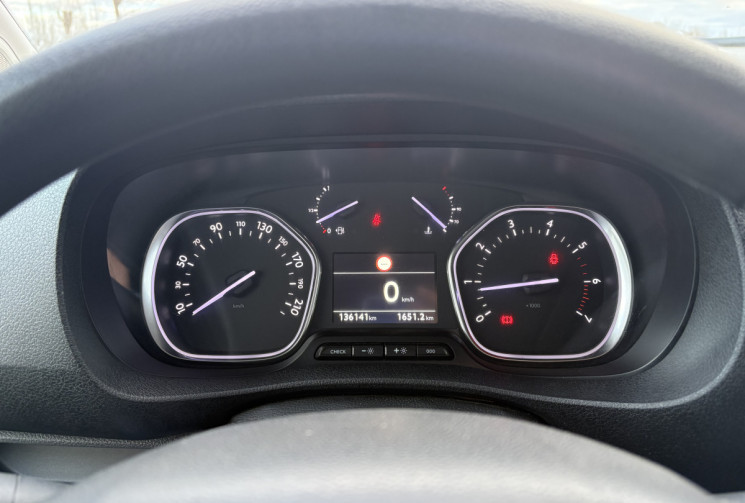 Peugeot Expert 2.0 HDI 150 CV  1ere main 10500 euros HT