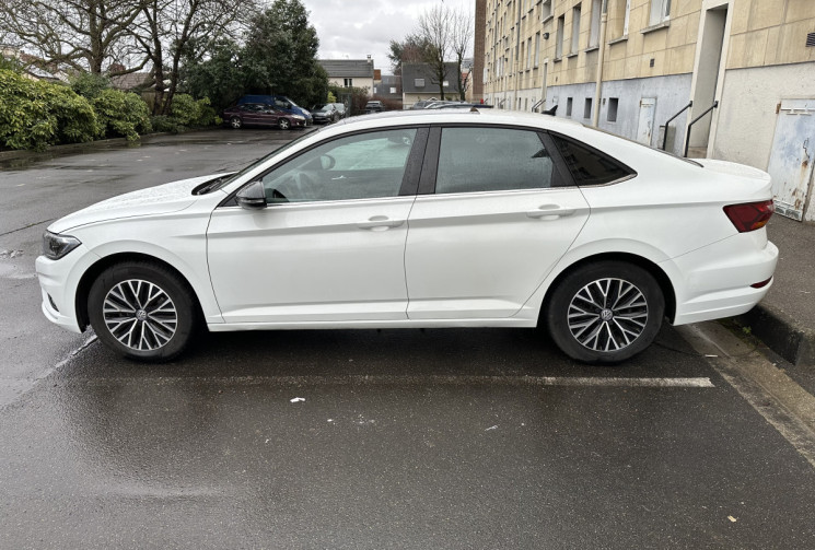 Volkswagen JETTA 1.4 TSI 150 / Carat / Carplay / Virtual Cockpit / Sièges chauffants