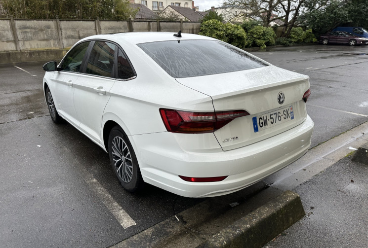 Volkswagen JETTA 1.4 TSI 150 / Carat / Carplay / Virtual Cockpit / Sièges chauffants
