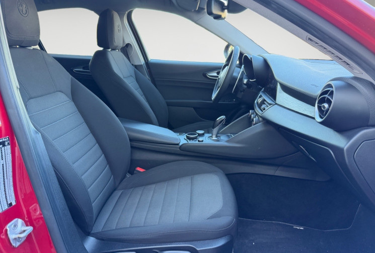 Alfa Romeo Giulia 2.2 JTD 150CH BUSINESS AT8