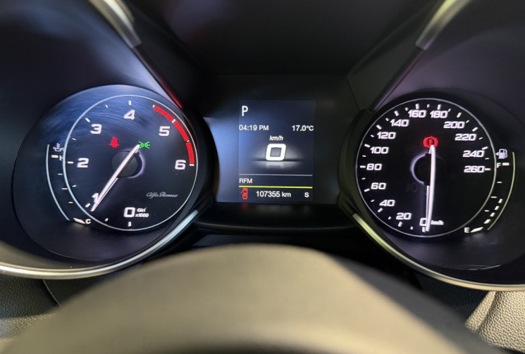 Alfa Romeo Giulia 2.2 JTD 150CH BUSINESS AT8