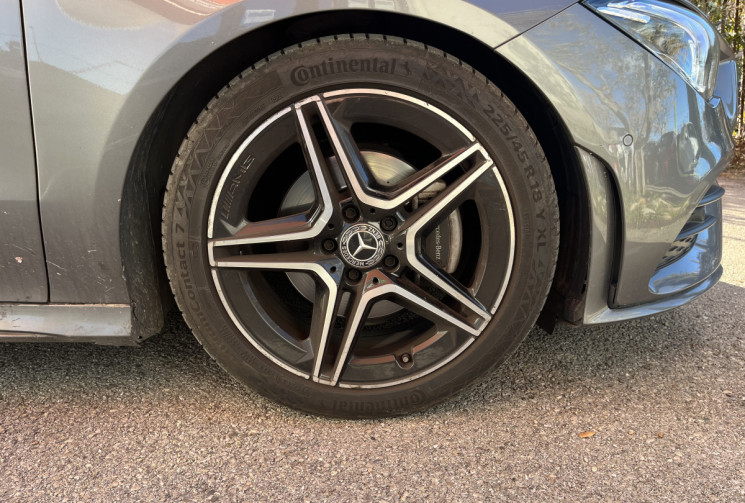 Mercedes CLA SHOOTING BRAKE 180d BA AMG Line /Toit ouvrant/Super état/révisée/1main/Francaise/50mkm