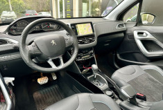 Peugeot 2008 Crossway 1.2 THP 110 ch EAT6 / Toit Panoramique / Camera / Carplay / Entretien complet