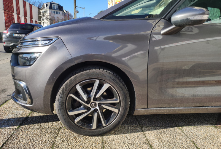 Citroën C4 SpaceTourer 1.2 / 1ere MAIN / EAT8 S&S 131 cv  SHINE 