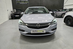 Opel Astra sport tourer 1.4 turbo 125 cv innovation / attelage / carplay / moteur à chaine