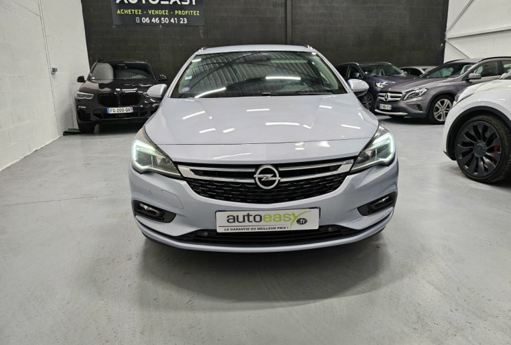 Opel Astra sport tourer 1.4 turbo 125 cv innovation / attelage / carplay / moteur à chaine