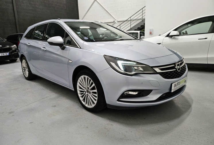 Opel Astra sport tourer 1.4 turbo 125 cv innovation / attelage / carplay / moteur à chaine