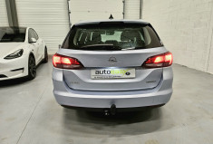 Opel Astra sport tourer 1.4 turbo 125 cv innovation / attelage / carplay / moteur à chaine