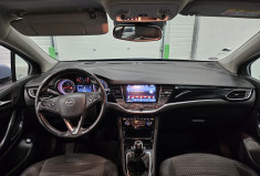 Opel Astra sport tourer 1.4 turbo 125 cv innovation / attelage / carplay / moteur à chaine