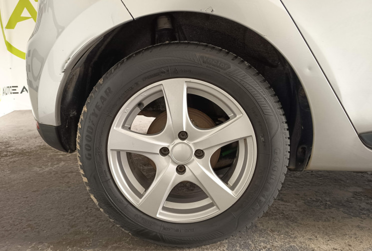 Renault Clio IV AUTHENTIQUE  1.5 DCI 75 ECO 2 SUIVI ENTRETIEN COMPLET A JOUR SUIVI CONNU GARANTI 6M 