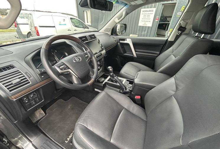 Toyota Land Cruiser KDJ 150 2.8 D-4D 204 CH LONG 1ERE MAIN 10000 KMS TVA RECUPÉRABLE