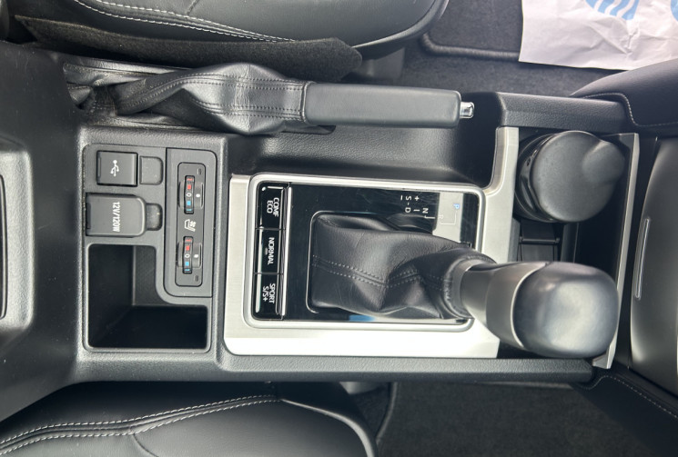 Toyota Land Cruiser KDJ 150 2.8 D-4D 204 CH LONG 1ERE MAIN 10000 KMS TVA RECUPÉRABLE