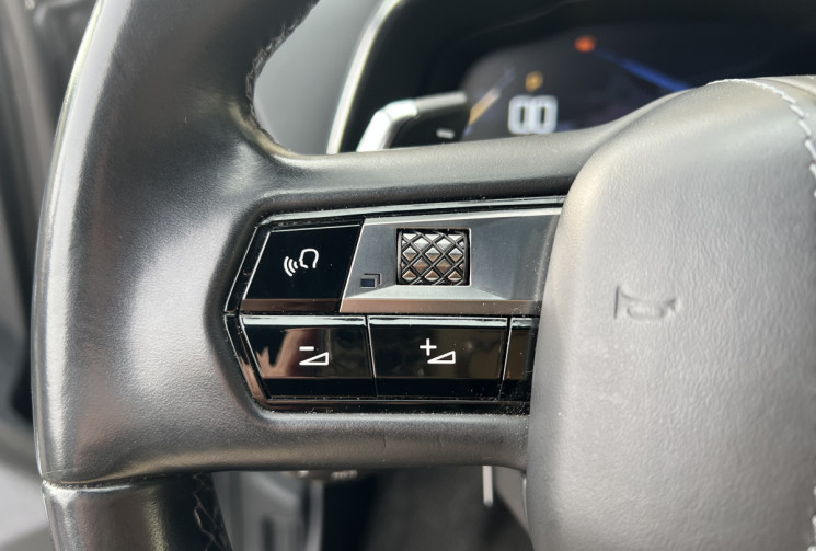 DS DS 7 Crossback 2.0 Blue HDi S&S 180 cv Boîte auto RIVOLI