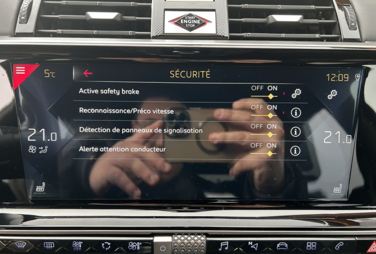 DS DS 7 Crossback 2.0 Blue HDi S&S 180 cv Boîte auto RIVOLI