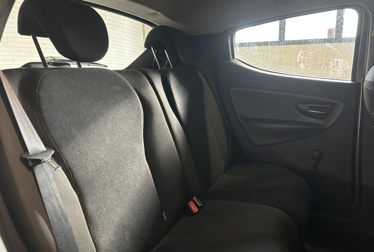 Lancia YPSILON II 1.2 8v 69 cv Gold Stop&Start 5p