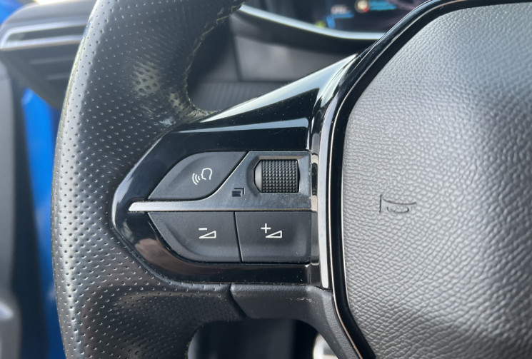 Peugeot 208 1.2i S&S 100 CH GT LINE BVM6