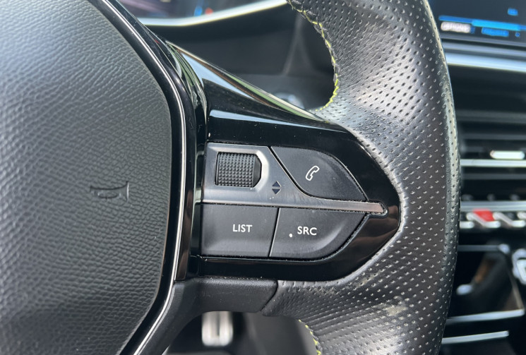 Peugeot 208 1.2i S&S 100 CH GT LINE BVM6