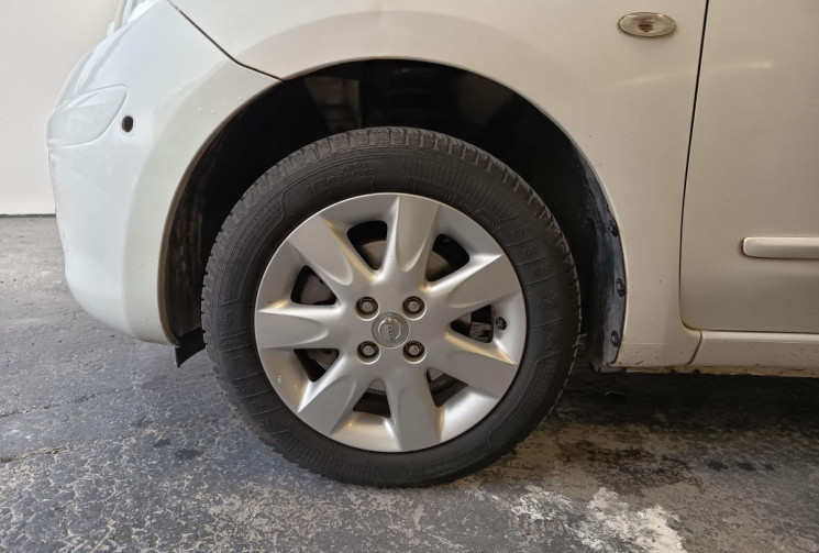 Nissan Micra 1.2 ESSENCE DIGT MOTEUR A CHAINE DE DISTRIBUTION ENTRETIEN A JOUR GARANTI 6 MOIS