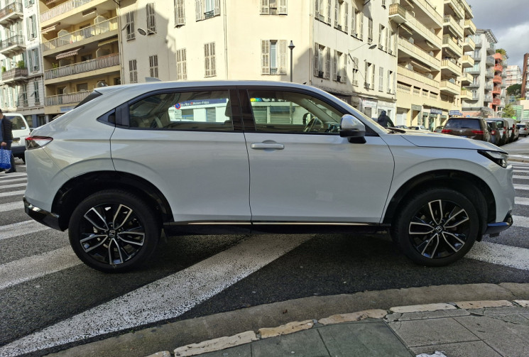 Honda HR-V 1.5i-mmd hybride CVT  ADVANCE 40300 KMS