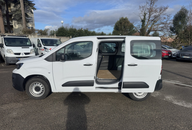Peugeot Partner 110 CH / ACTIVE / 2300KM !