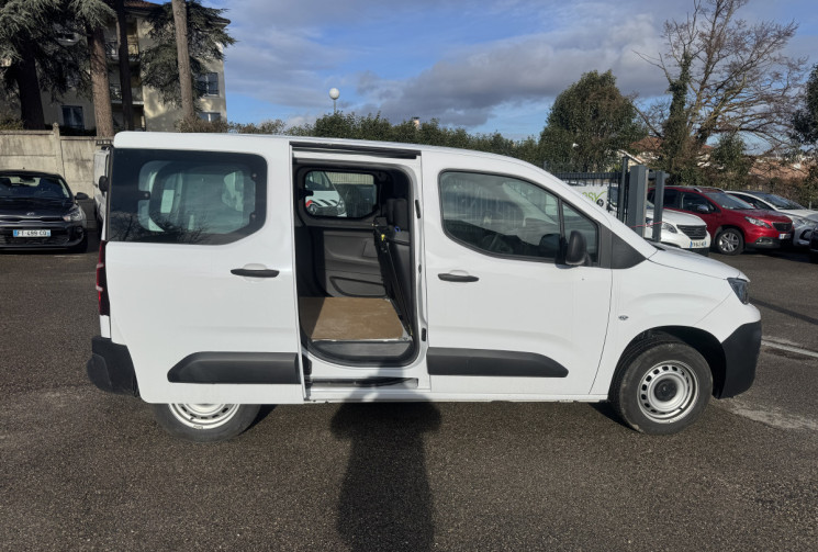 Peugeot Partner 110 CH / ACTIVE / 2300KM !