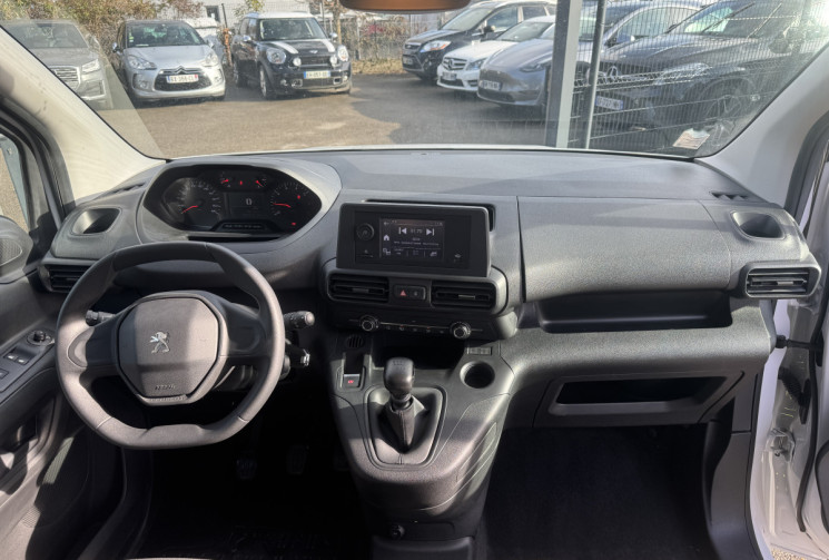 Peugeot Partner 110 CH / ACTIVE / 2300KM !