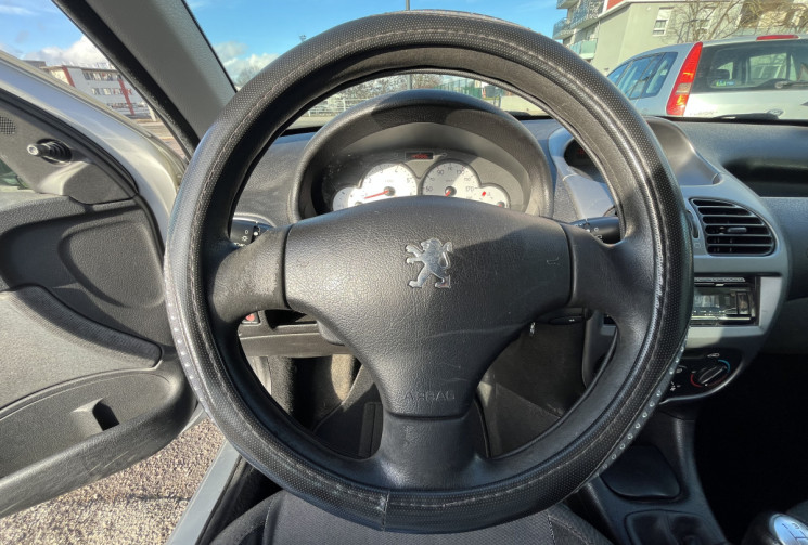 Peugeot 206 1.4 i 75cv