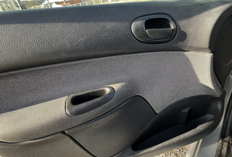 Peugeot 206 1.4 i 75cv