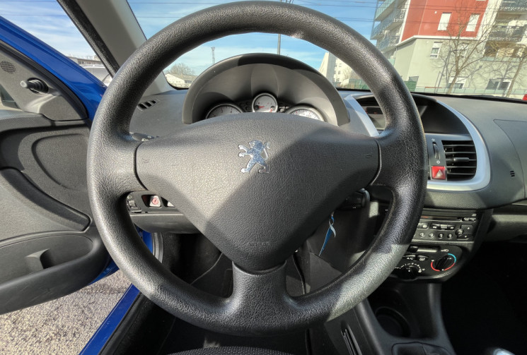 Peugeot 206+ 1.4 i TRENDY 75CV