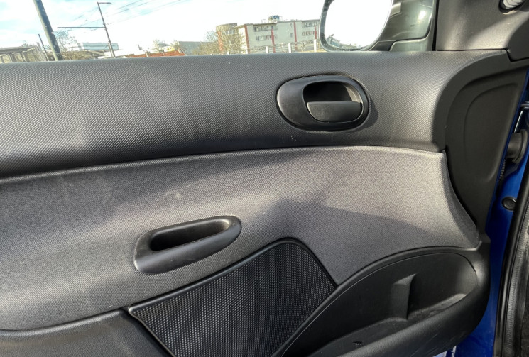 Peugeot 206+ 1.4 i TRENDY 75CV