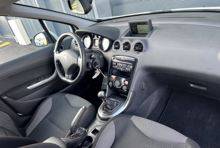 Peugeot 308 1.6 e-HDi 115cv SPORTIUM