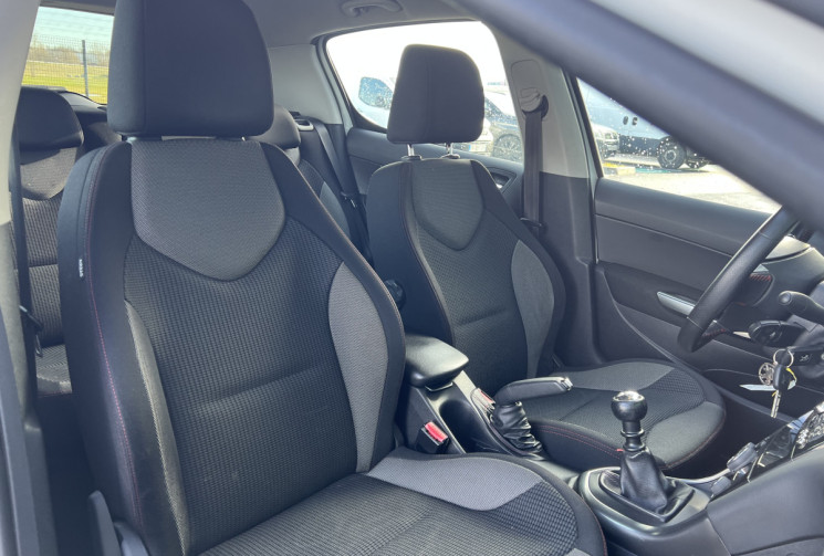 Peugeot 308 1.6 e-HDi 115cv SPORTIUM